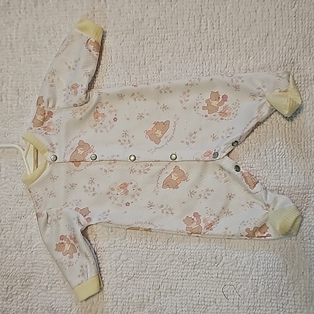 Amish Beautifully Handmade infant size Small, colors are yellow, white, pink,